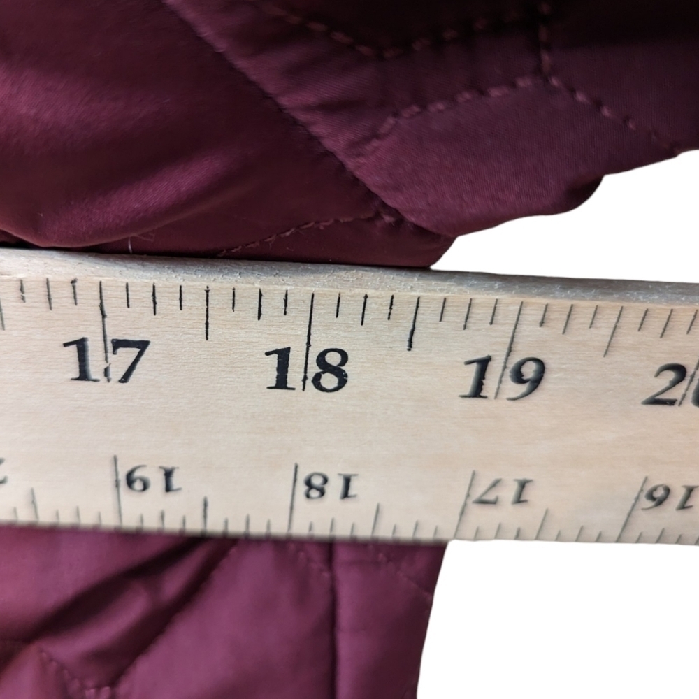 Eddie Bauer Quilted Lightweight Four Seasons Water Repellent Puffer Jacket (M) - Picture 4 of 9